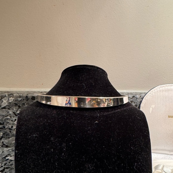 Bailey, Banks & Biddle Minimalist Vintage Necklace - Picture 4 of 4